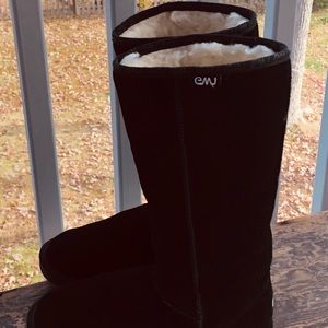 Emu Australia black stinger boots sheepskin ugg